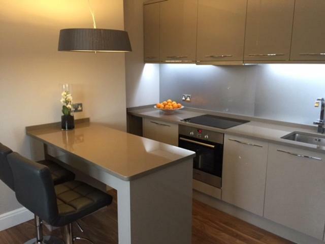 Stunning 2 Bed Flat Shepherds Bush Leilighet London Eksteriør bilde