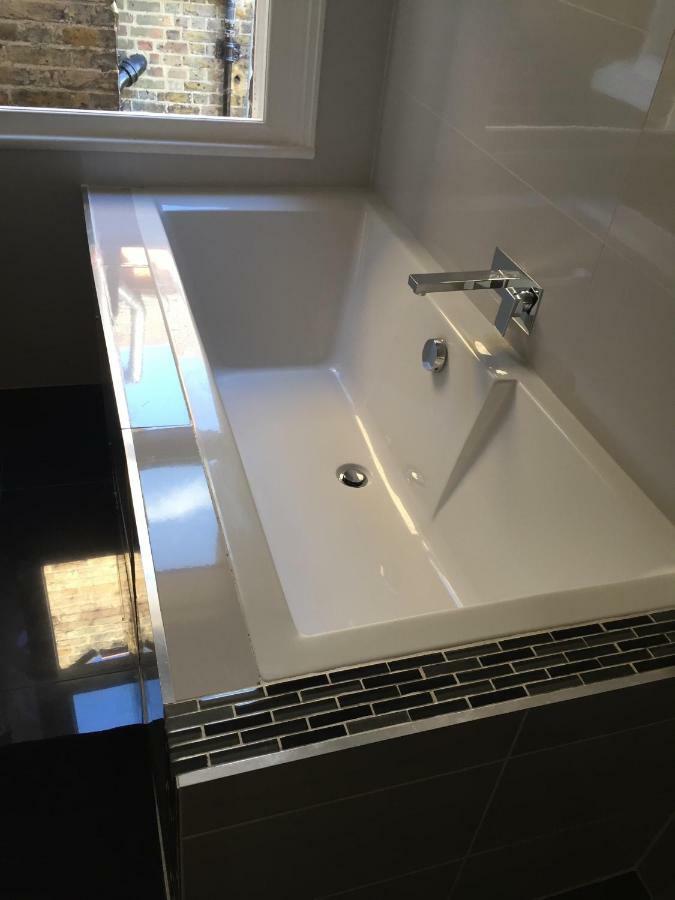 Stunning 2 Bed Flat Shepherds Bush Leilighet London Eksteriør bilde